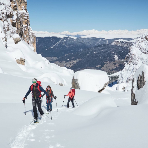 Plattkofelscharte in der Langkofelgruppe - Klassische Skitouren in Gr&ouml;den und Dolomiten - Catores