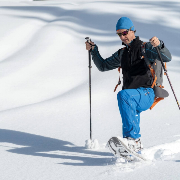 Winter with the Catores mountain guides - Daunei&ndash;Juac Snowshoe Tour - Catores