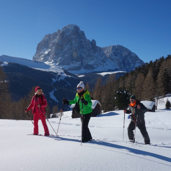 Juac Hut Val Gardena Dolomiti - Daunei&ndash;Juac Snowshoe Tour - Catores