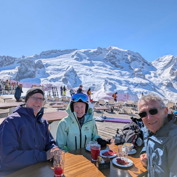 Porta Vescovo mit Marmolada im Hintergrund - Individuelle Skisafari - Deine pers&ouml;nliche Skiwoche im Dolomiti Superski - Catores