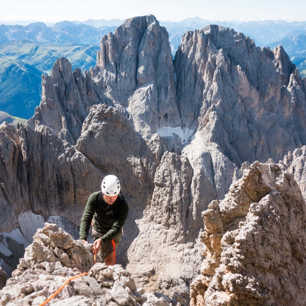 Sassolungo, Via Normale &ndash; La nostra "montagna di casa" - Settimana d'arrampicata: Le classiche della Val Gardena con guida alpina - Catores
