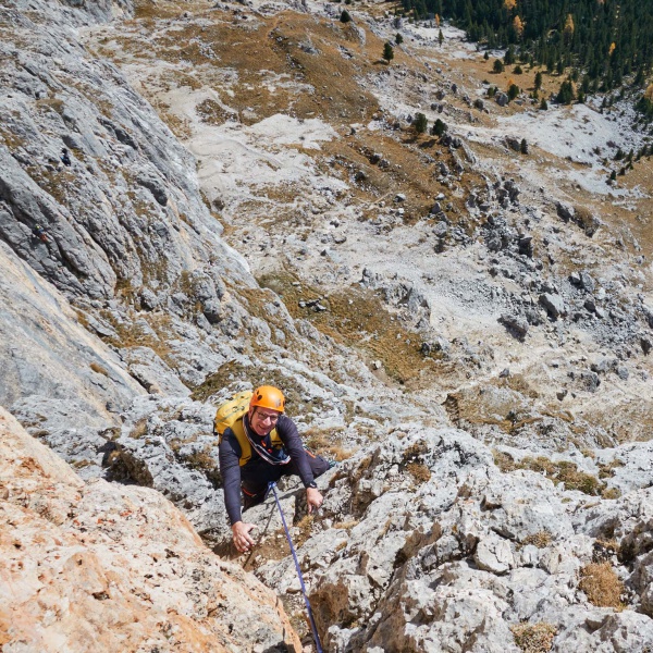 Kaminf&uuml;hre am Ersten Sellaturm - Sella Genuss - Kletterwoche Gr&ouml;den mit Bergf&uuml;hrer - Catores