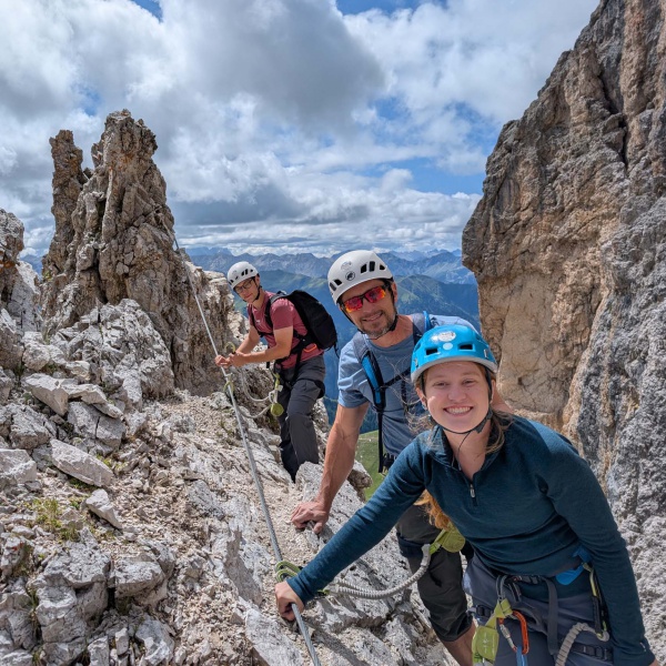 Ridge section in the upper part - Furcela Saslonch Via Ferrata - Catores