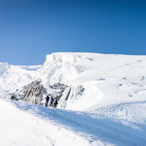Dopo il Bivacco Lombardi (3316 m) - Via Normale all'Ortles con Guida Alpina - Catores