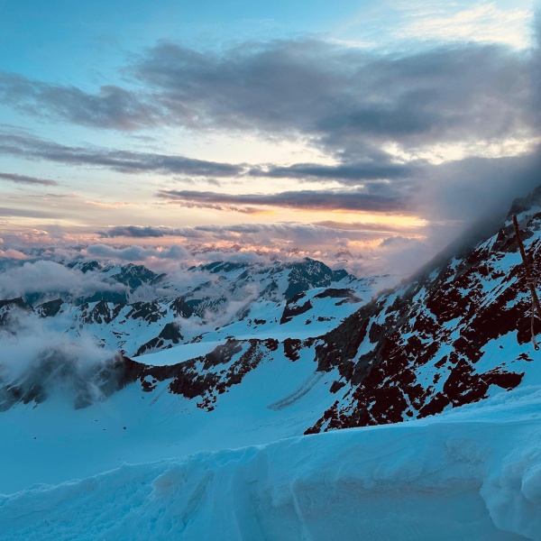 Glockner Morgenstimmung - Gro&szlig;glockner St&uuml;dlgrat mit Bergf&uuml;hrer - Catores
