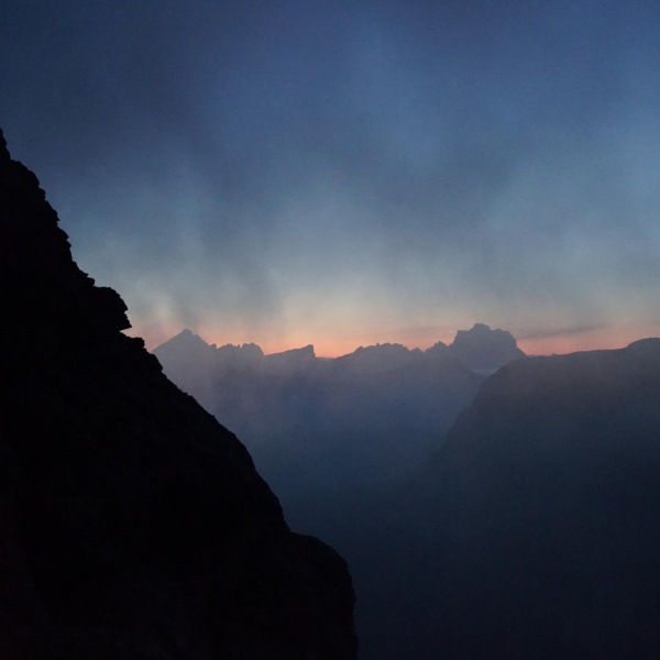 Morgenstimmung Dolomiten - Gro&szlig;e Cir - Panoramagipfel am Gr&ouml;dnerjoch - Catores